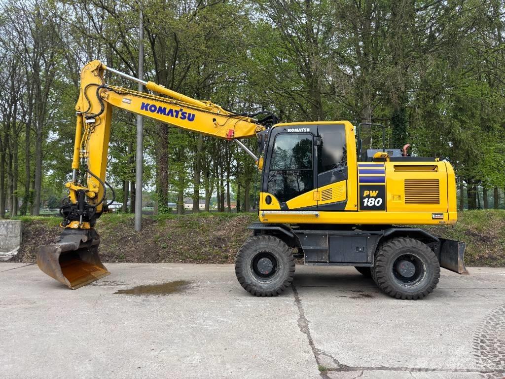 Komatsu PW180-11 Wheeled excavators