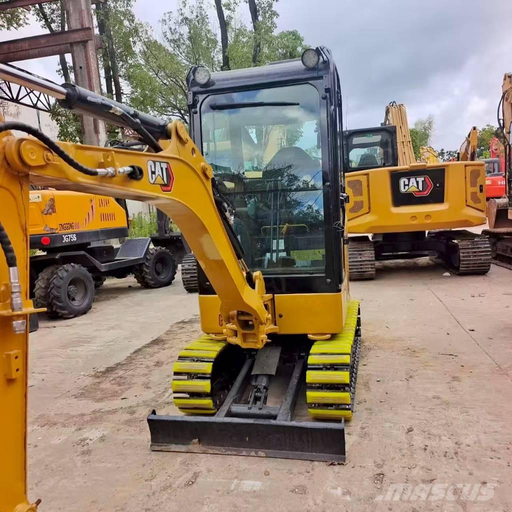CAT 302 Mini excavators < 7t (Mini diggers)