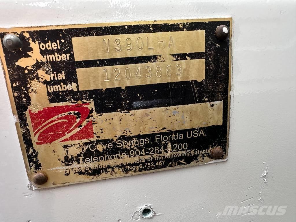 International 7400 Combi / vacuum trucks