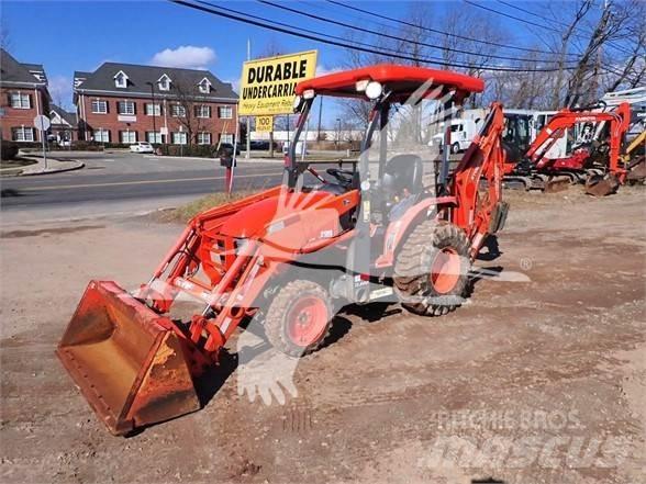Kubota B26 Backhoe loaders
