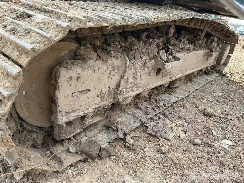 Kobelco SK 200 Crawler excavators