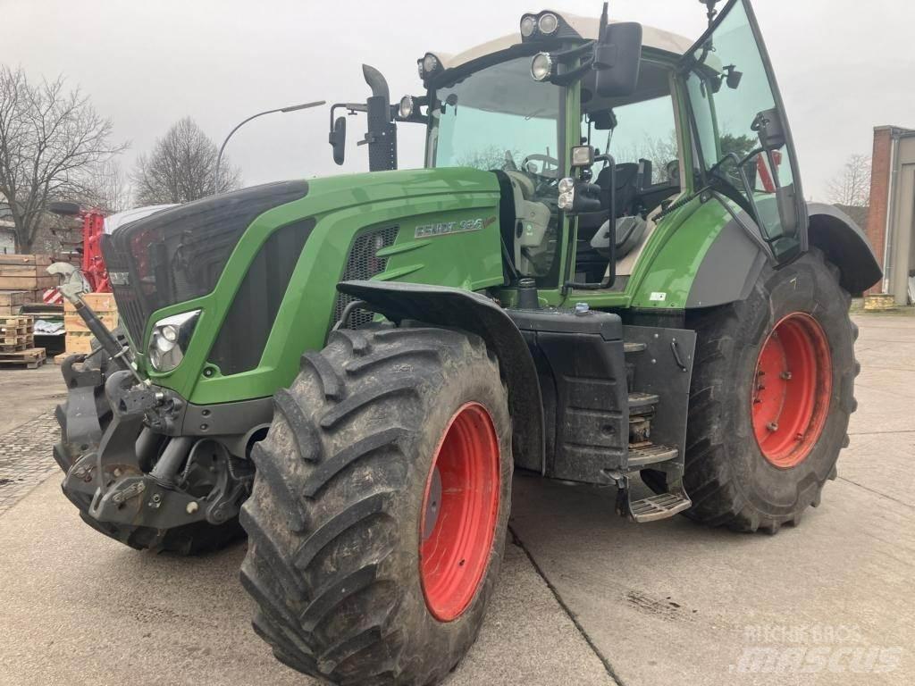 Fendt 936 VARIO Tractors