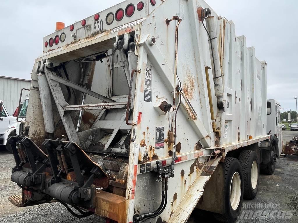 CCC LOW ENTRY Waste trucks