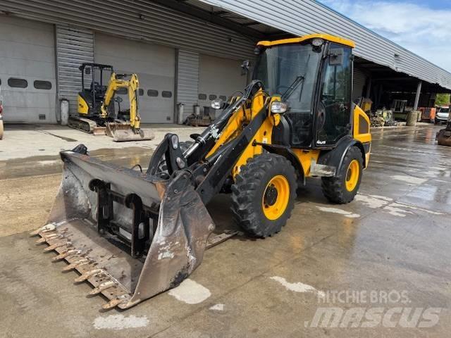 JCB 406 Wheel loaders