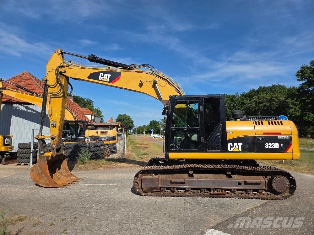 CAT 323DL Crawler excavators