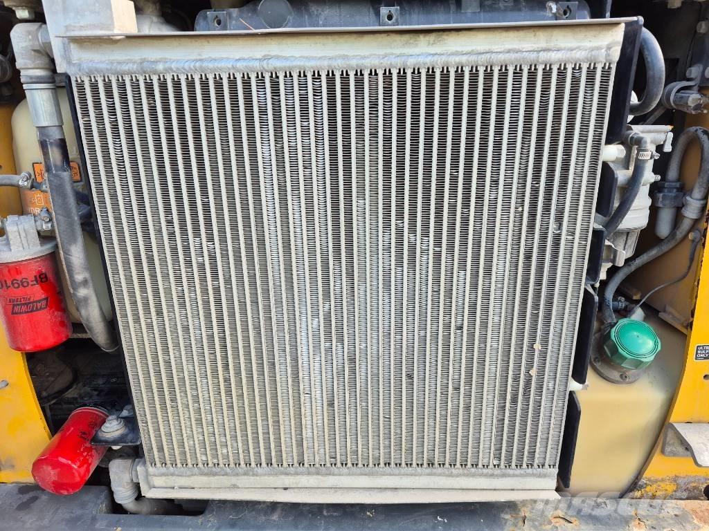 John Deere 316 Skid steer loaders