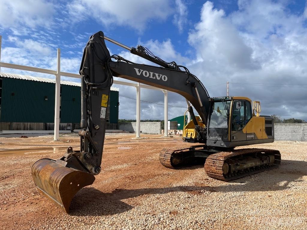 Volvo EC 220 E Crawler excavators