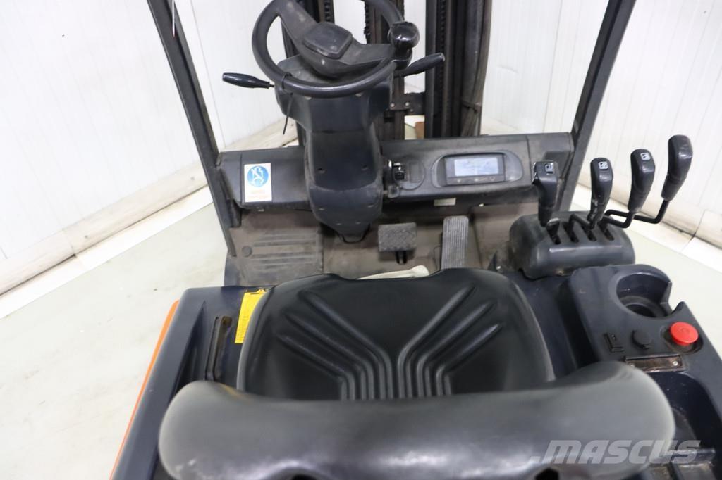 Doosan B20X-7 Electric forklift trucks