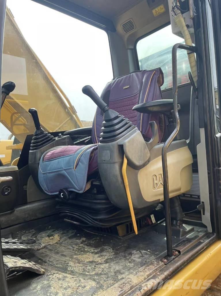 CAT 320d Crawler excavators