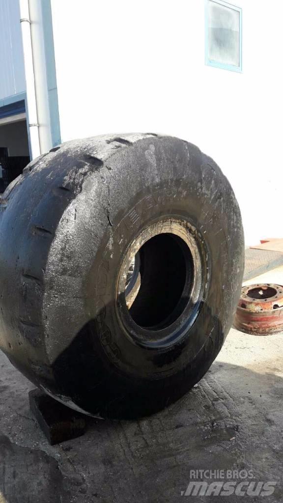 Goodyear 29,5R25 Tyres, wheels and rims