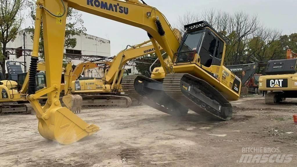 Komatsu PC 220-8 Crawler excavators