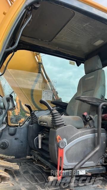 Hyundai 210LC-9 Crawler excavators