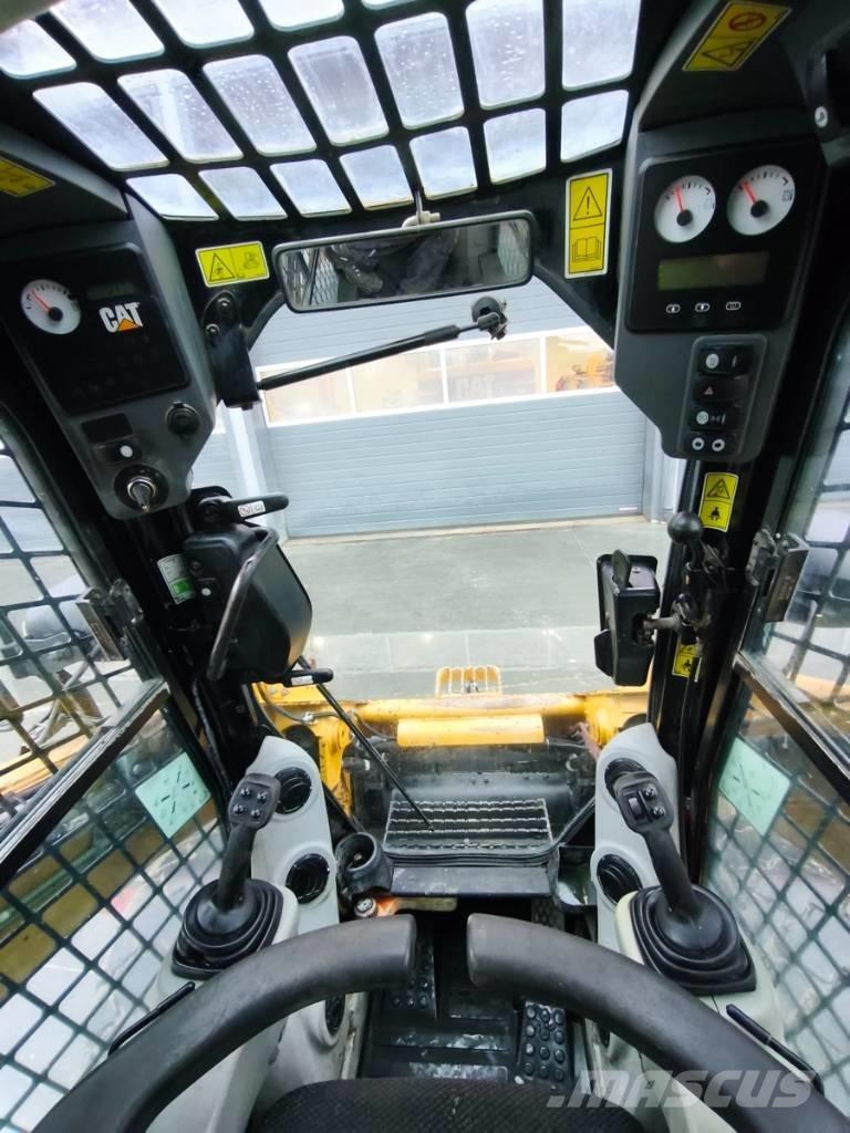 CAT 262 C Mini loaders