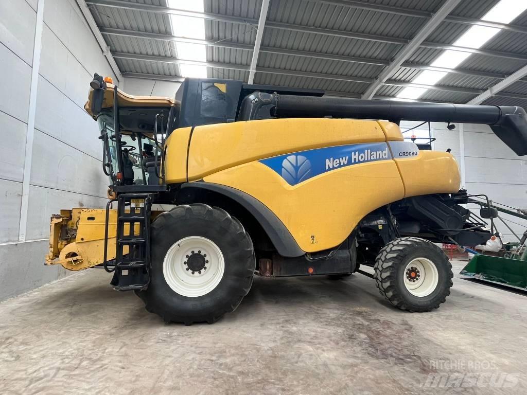New Holland CR 9080 Combine harvesters