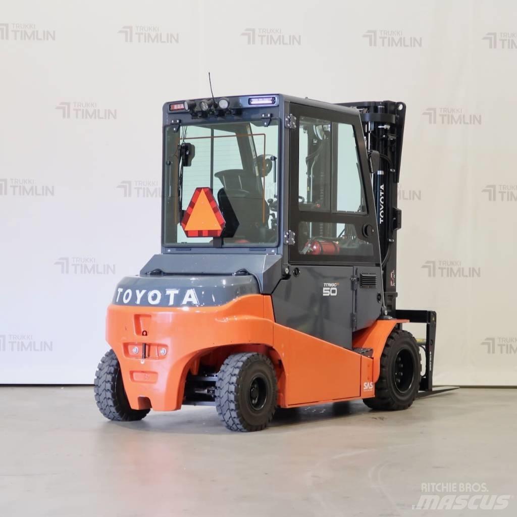 Toyota 8FBMT50 Electric forklift trucks