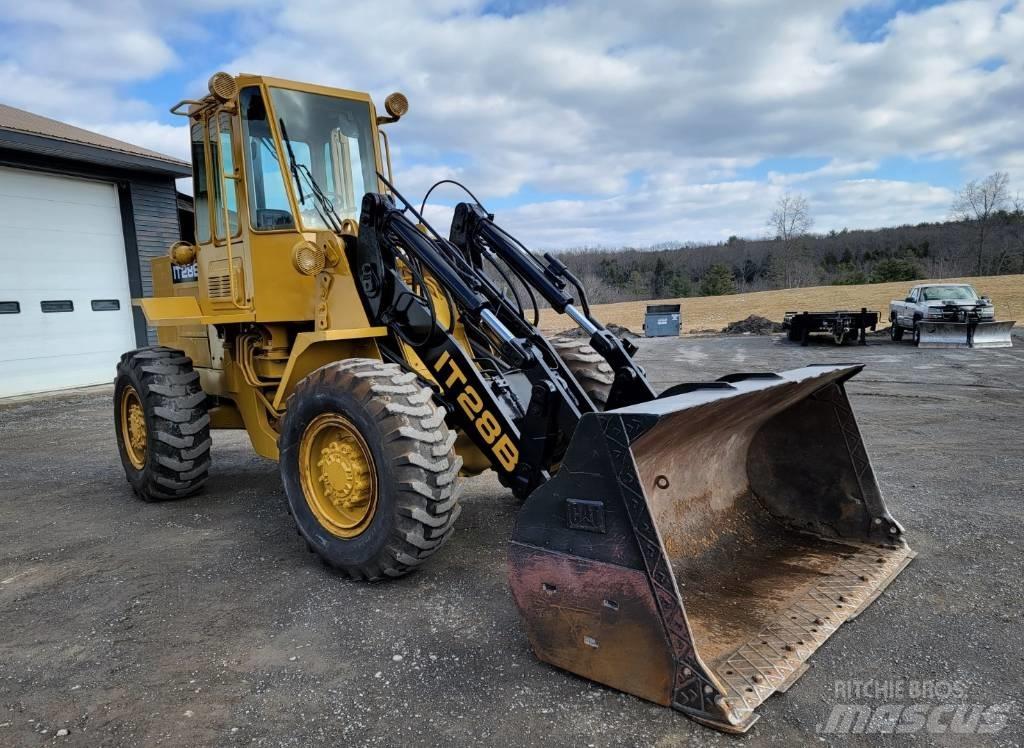 CAT IT 28 B Wheel loaders