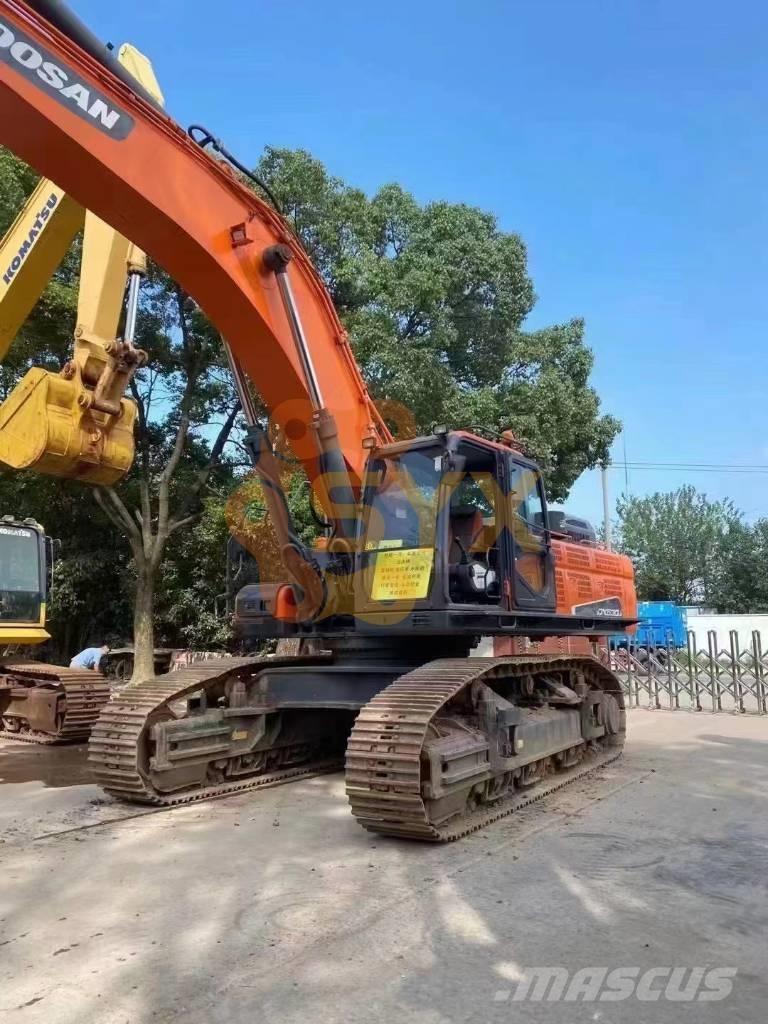 Doosan DX530 LC Crawler excavators