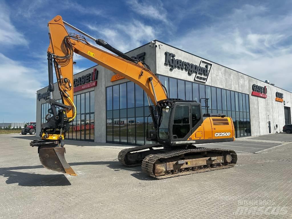 CASE CX 250 D Crawler excavators
