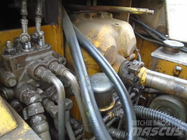 Clark 664B Skidders