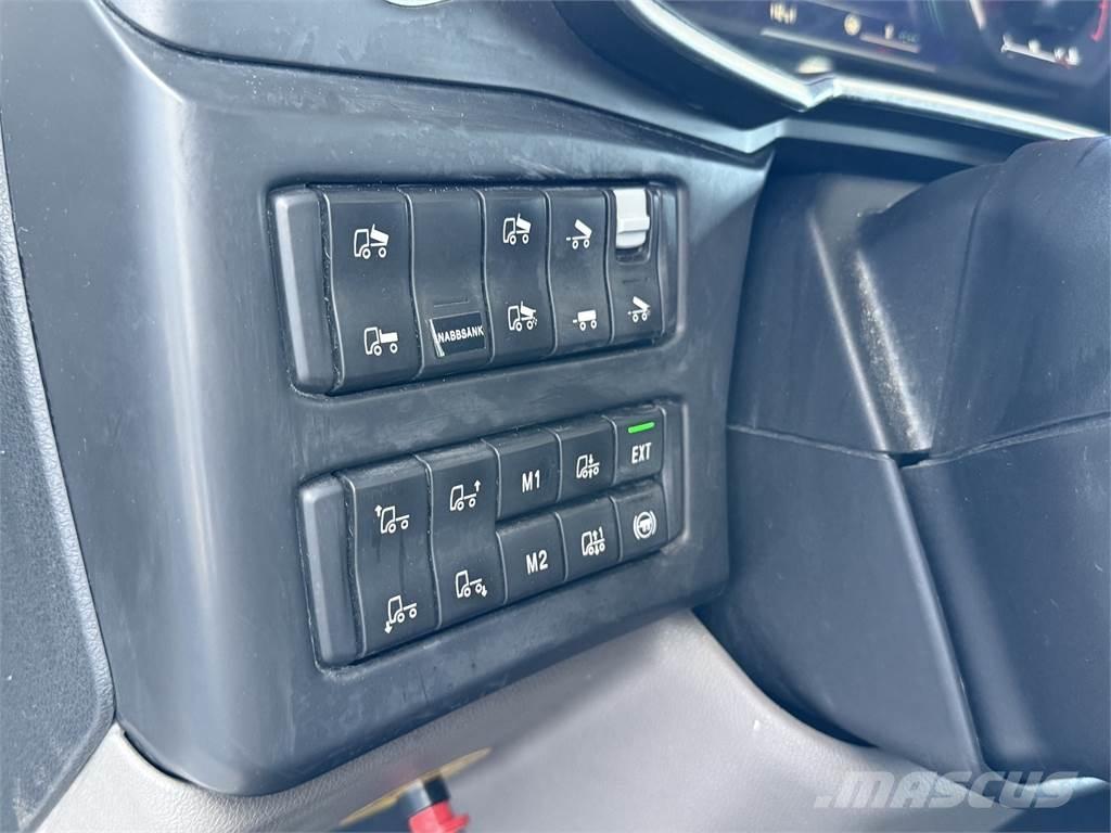 Scania R650 8x4 Chassis Cab trucks