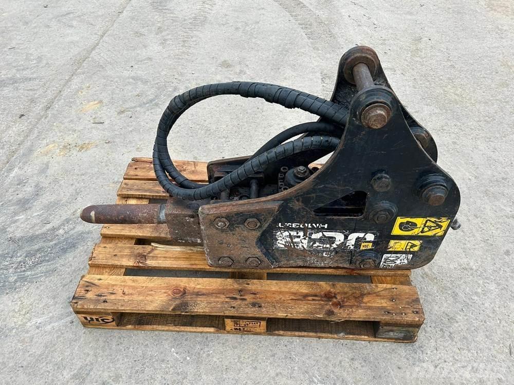 JCB HM033T Backhoe loaders
