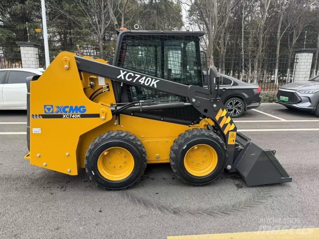 XCMG XC740K Skid steer loaders