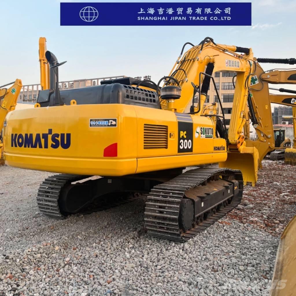 Komatsu PC 300 Crawler excavators