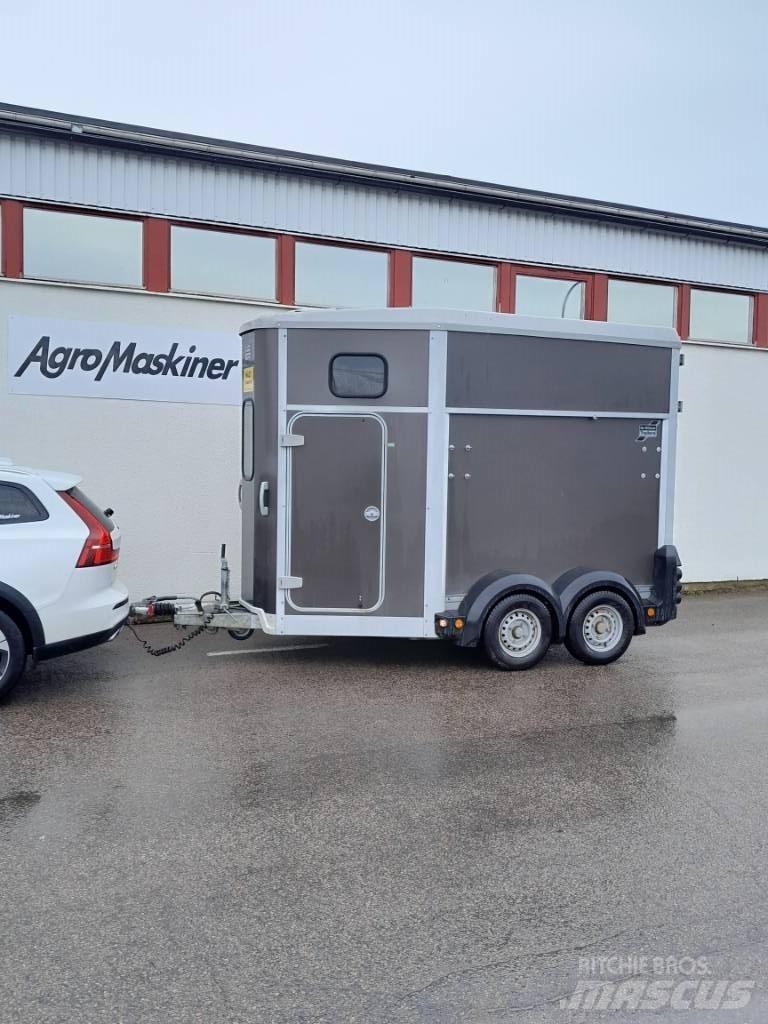 Ifor Williams HB 506 Animal transport trailers