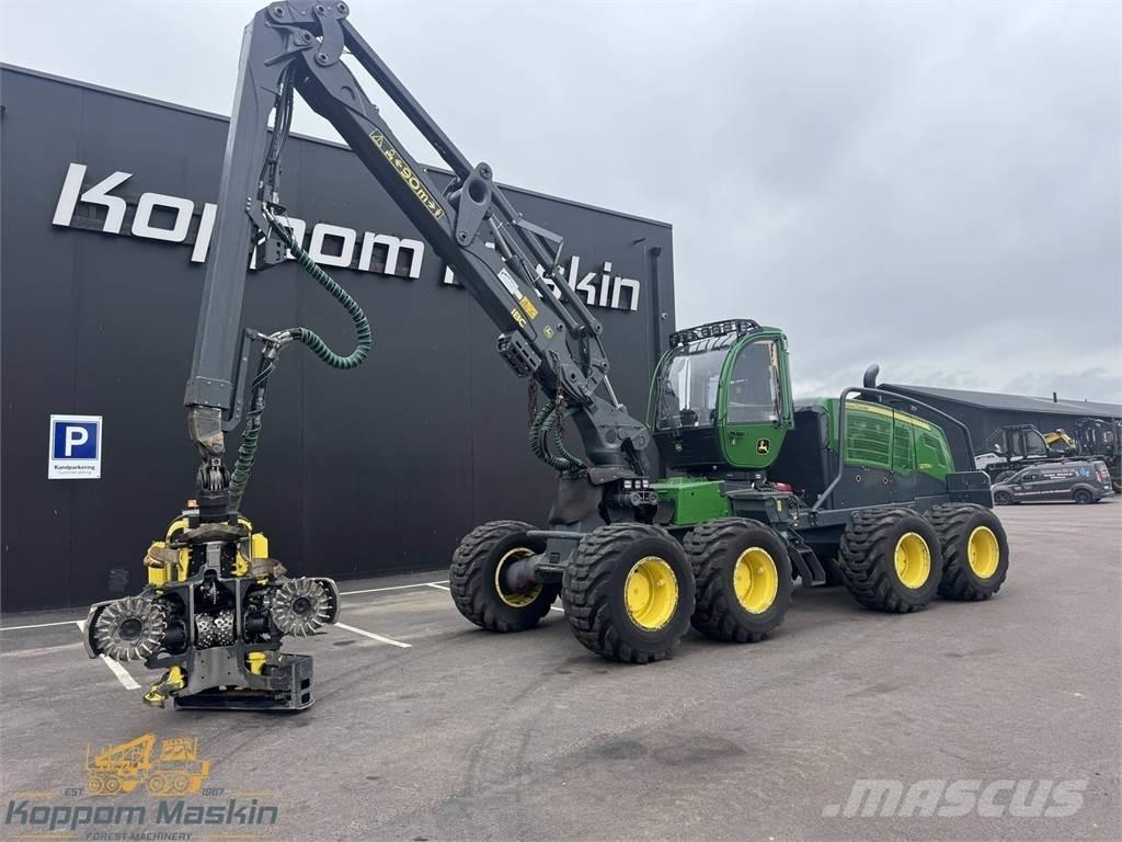 John Deere 1270G Harvesters
