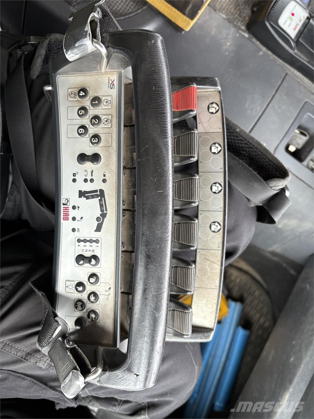 Scania P360 6x2*4 Crane trucks