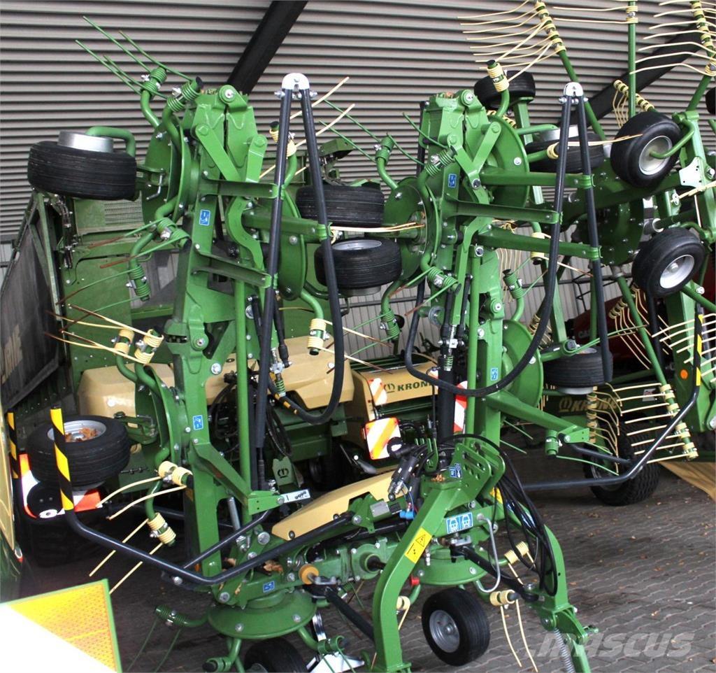 Krone Vendro 820 Rakes and tedders
