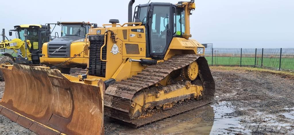 CAT D 6 N Crawler dozers