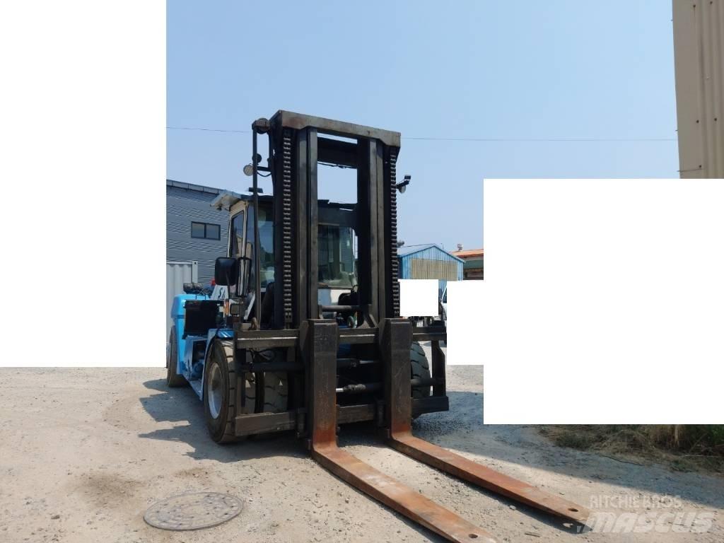 SMV SL17-1200A Pedestrian stacker