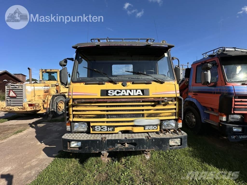 Scania P 93 HL Tipper trucks