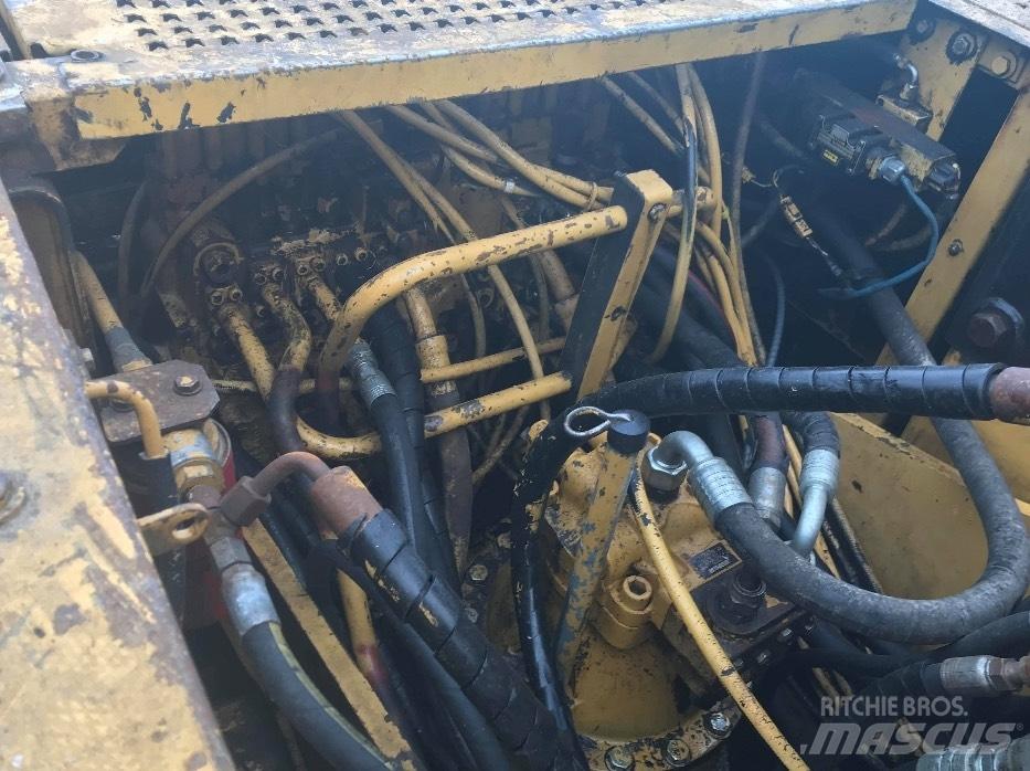 CAT 320 B Crawler excavators