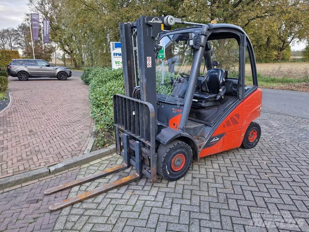 Linde H25D-02 Diesel trucks