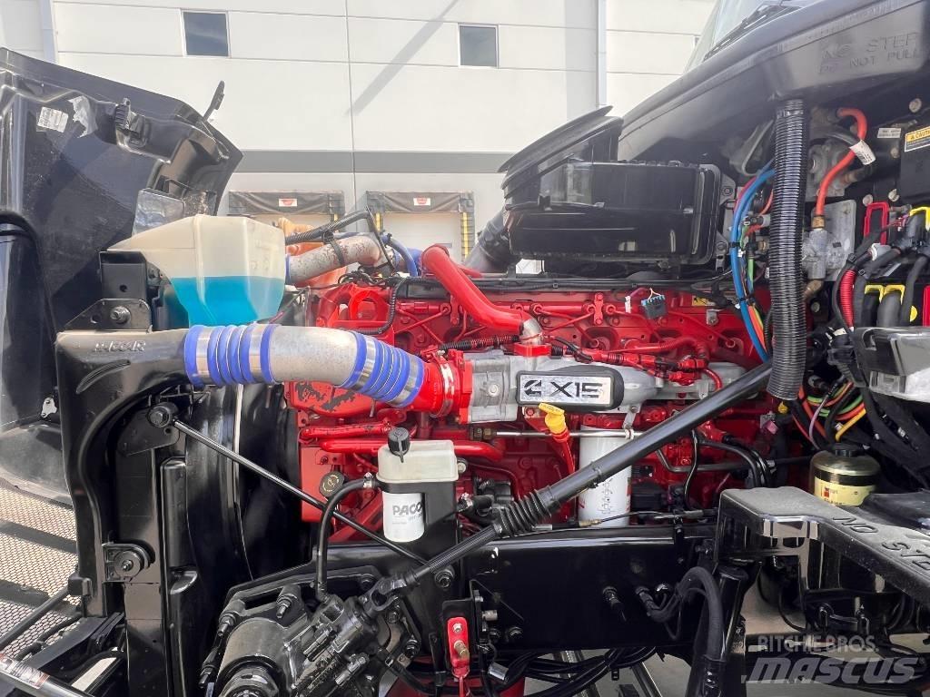 Peterbilt 579 Tractor Units