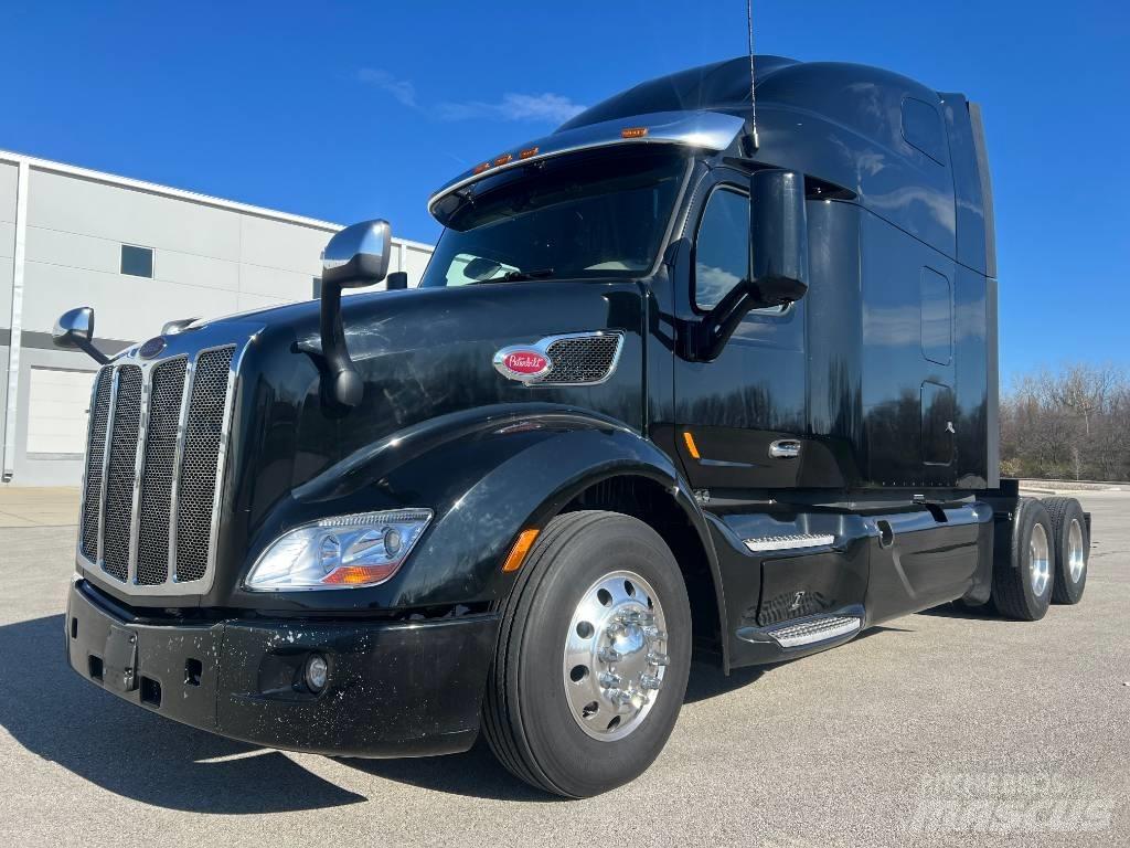 Peterbilt 579 Tractor Units
