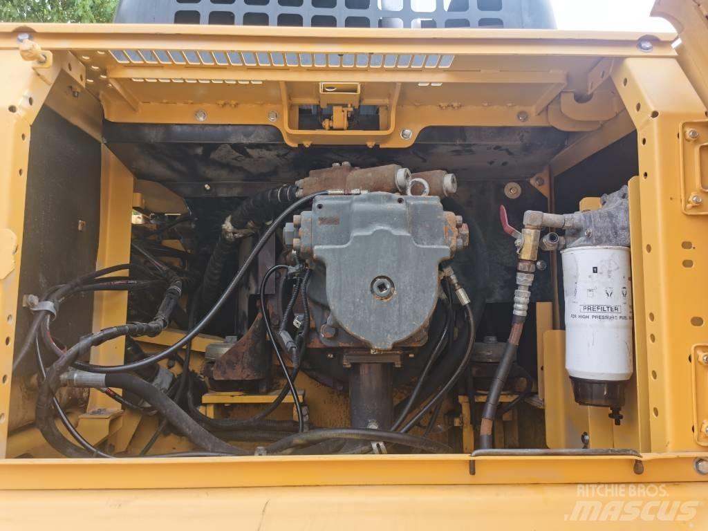 Komatsu PC 400-7 Crawler excavators