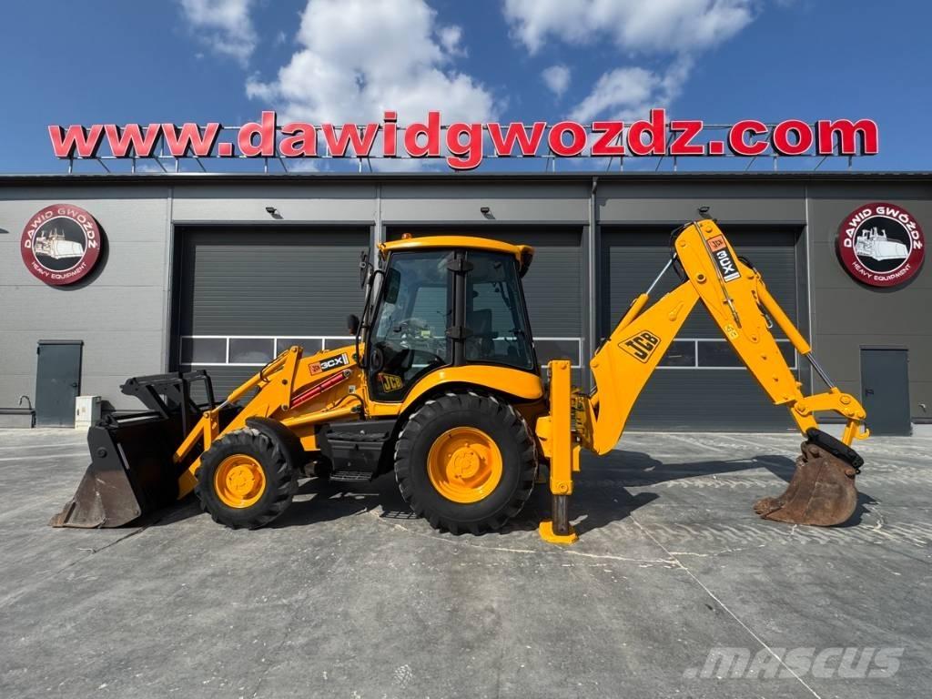 JCB 3 CX Backhoe loaders