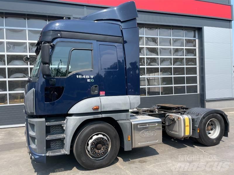 Ford 1848 T Cable lift demountable trucks