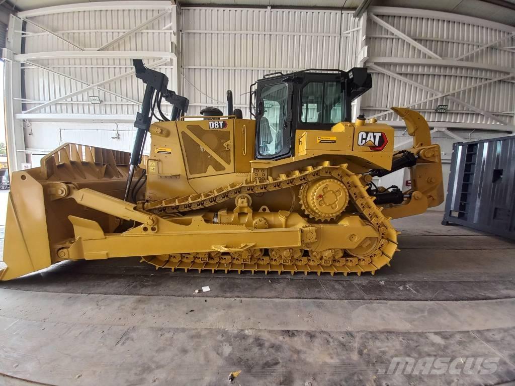 CAT D8T (Jebel Ali) Crawler dozers