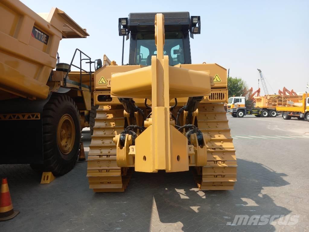 CAT D8T (Jebel Ali) Crawler dozers