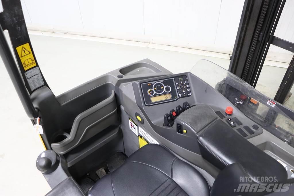 Atlet UMS160D Reach trucks