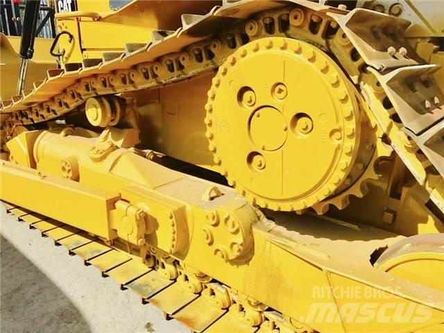 CAT D 6 H Graders