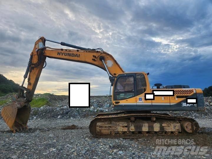 Hyundai Robex 300 LC Crawler excavators
