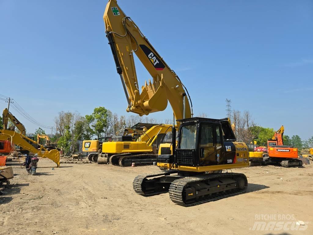 CAT 320 D 2 Midi excavators  7t - 12t