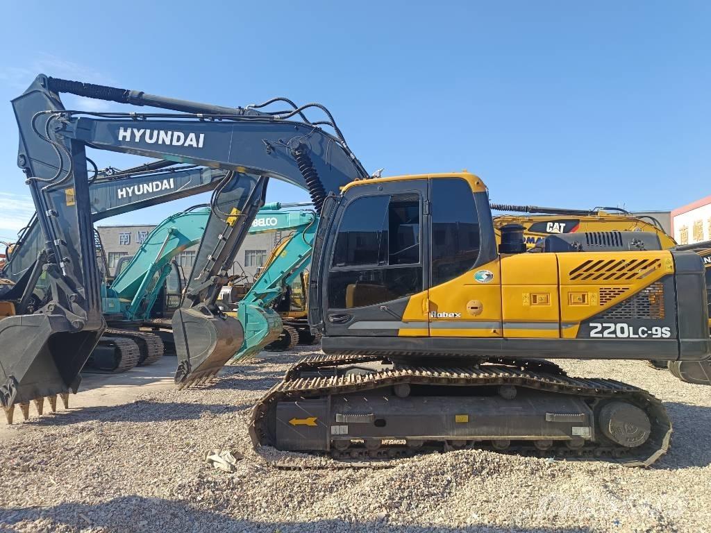 Hyundai 220LC-9s Crawler excavators