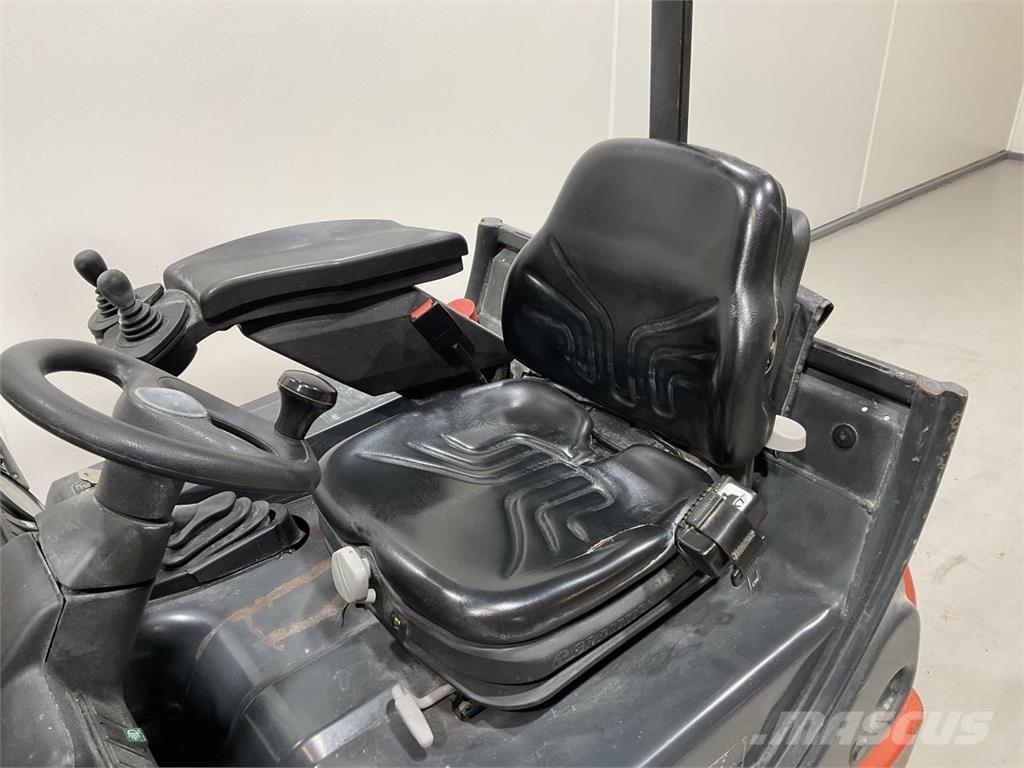 Linde E16C-02 Electric forklift trucks