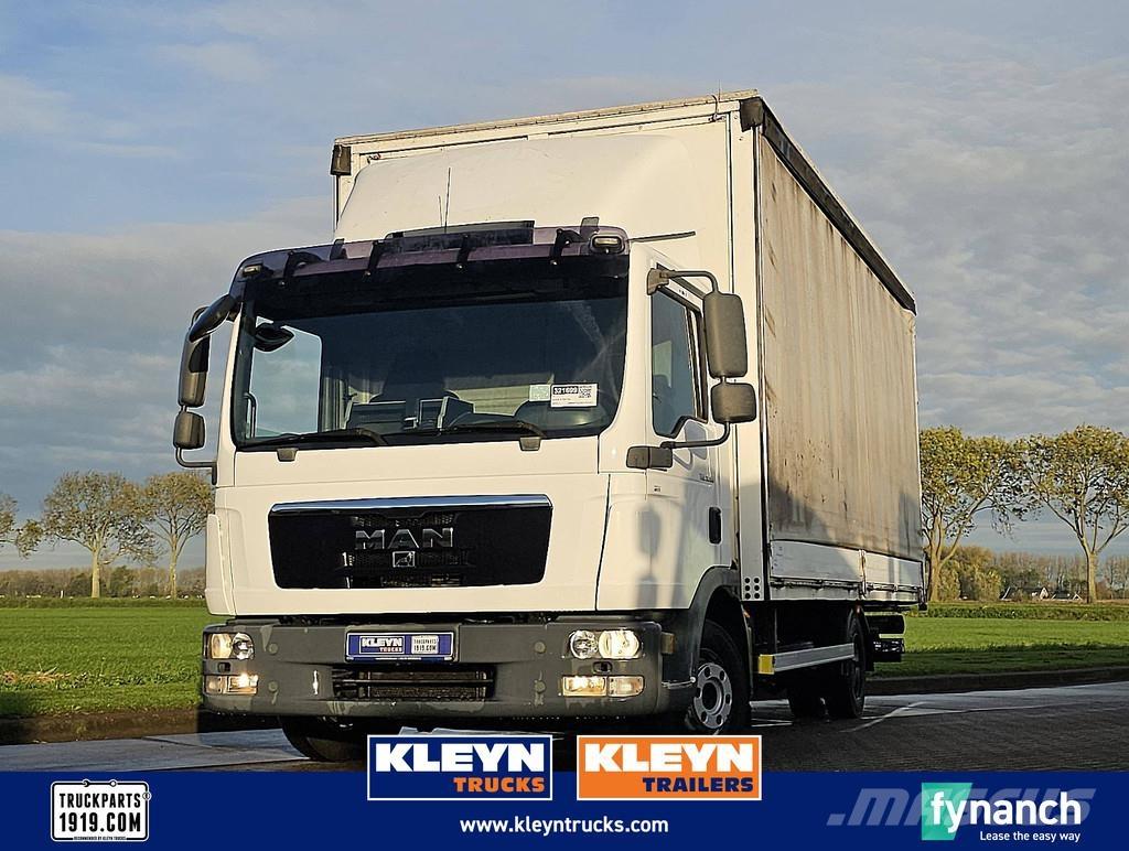 MAN 8.180 TGL Curtainsider trucks